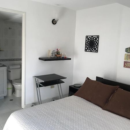 Poblado 511 Apartment Medellin Bagian luar foto