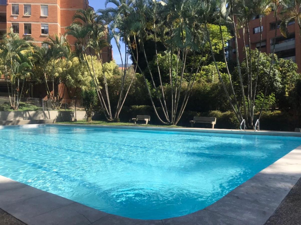 Poblado 511 Apartment Medellin Bagian luar foto